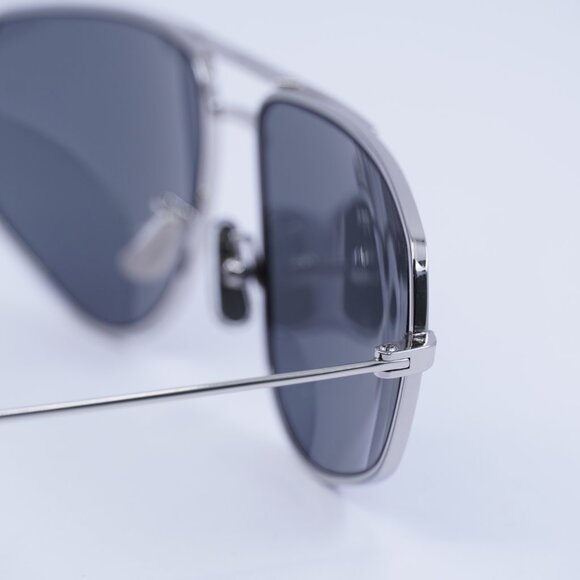 Celine CL40083U 16A Sunglasses Palladium 60mm Aviator Frame, Smoke Lenses - Picture 9 of 11
